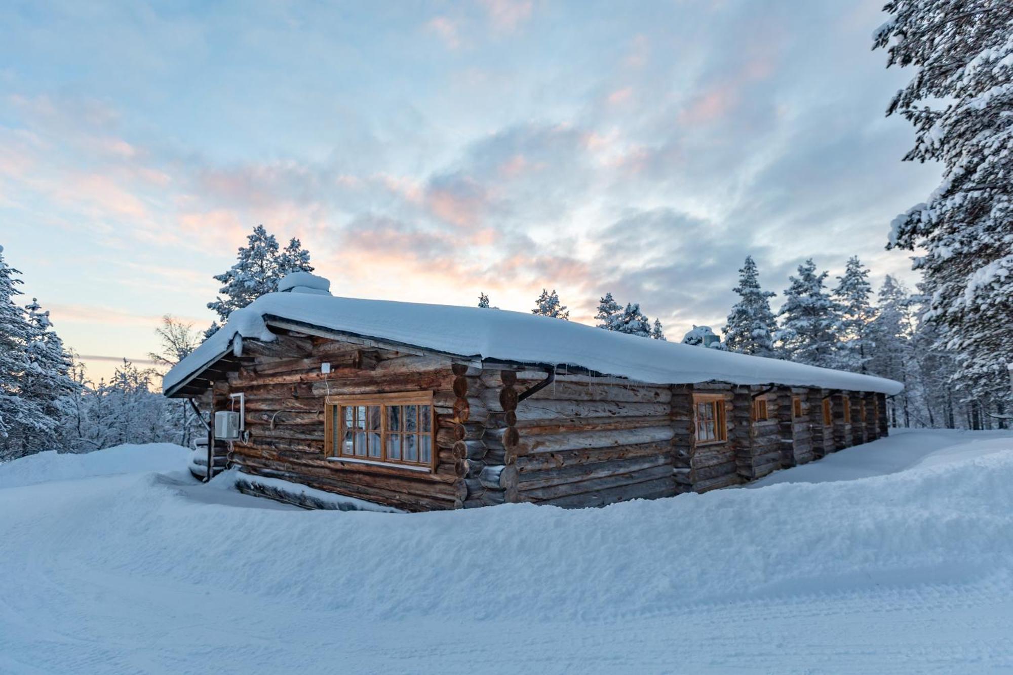 Kuukkeli Log Houses Aurora Resort Saariselka Esterno foto